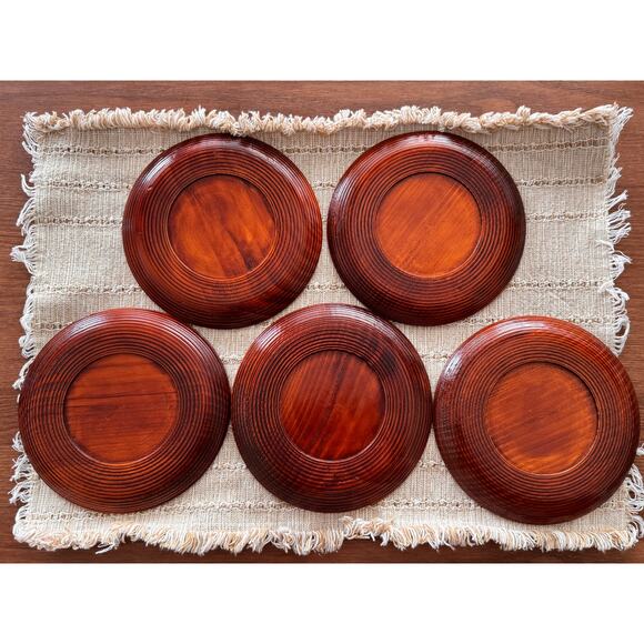 Vintage Small Wooden Plates, Japanese Lacquerware (Set of 5) - Picture 6 of 13